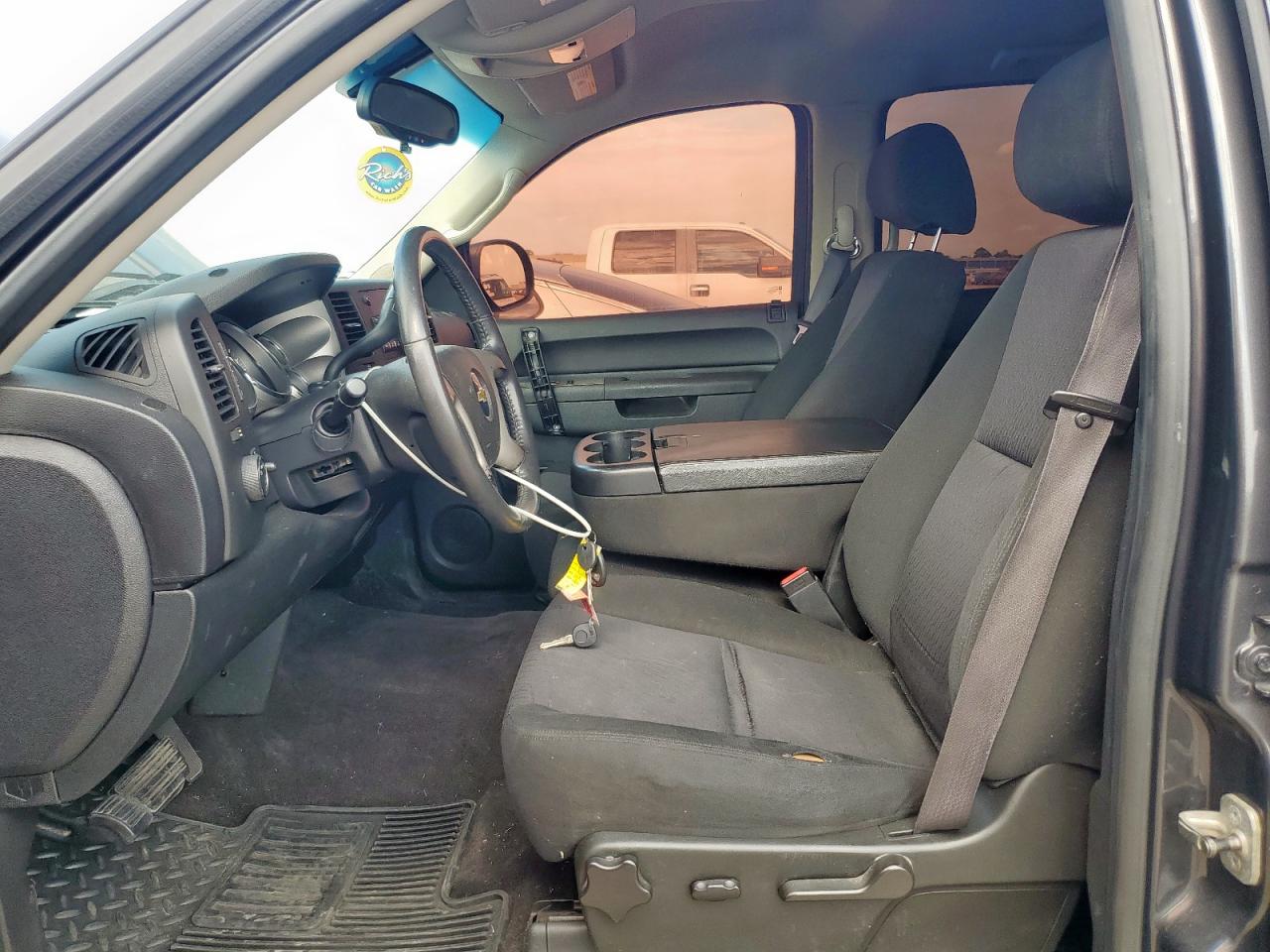 2011 Chevrolet Silverado C1500 Lt VIN: 3GCPCSE09BG212520 Lot: 67540535