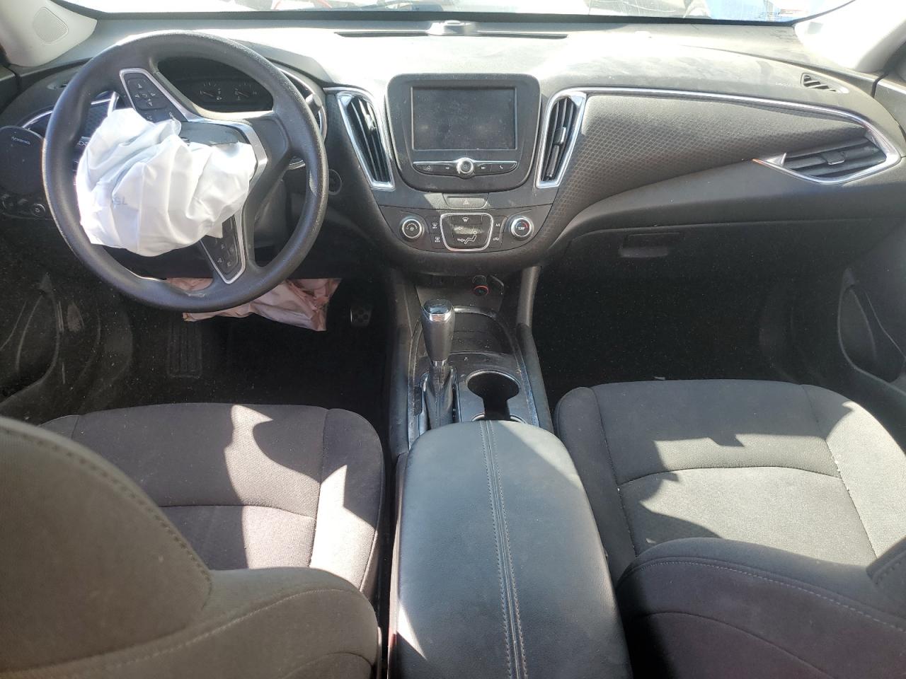 2018 Chevrolet Malibu Lt VIN: 1G1ZD5ST8JF169626 Lot: 67198115