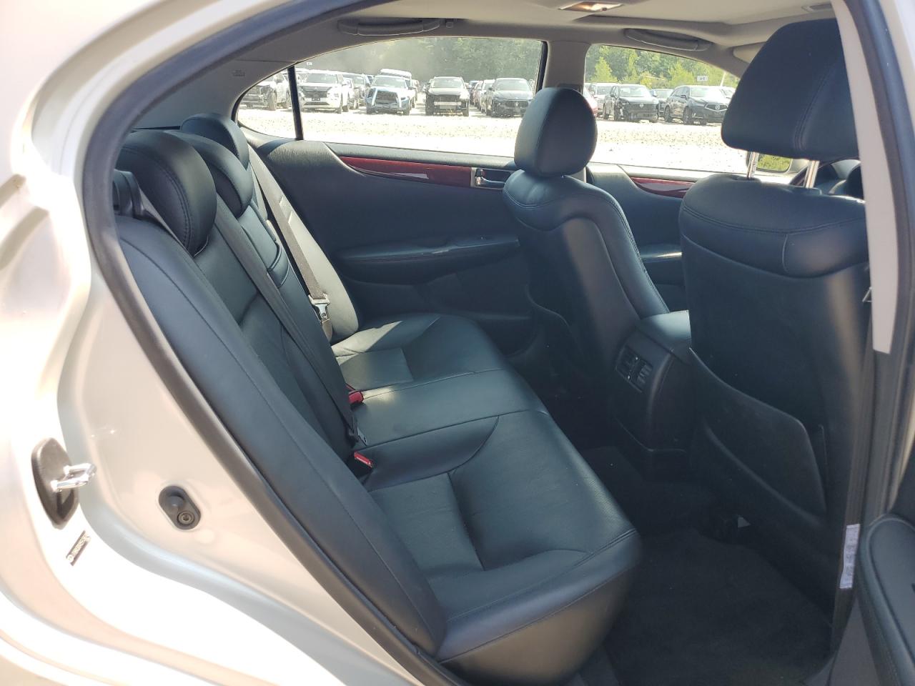 2005 Lexus Es 330 VIN: JTHBA30G455136242 Lot: 68520885