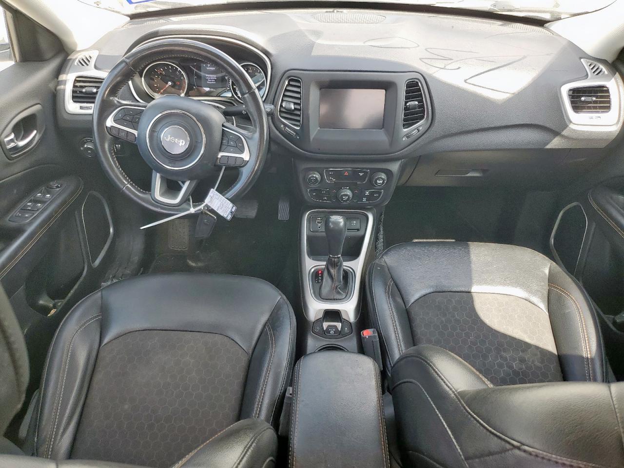 2020 Jeep Compass Latitude VIN: 3C4NJCBB2LT102572 Lot: 70571385