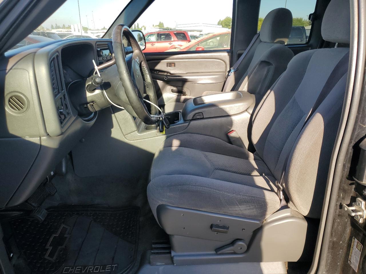 2005 Chevrolet Silverado C1500 VIN: 2GCEC19T751242828 Lot: 69985205