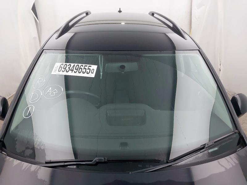 2012 VOLKSWAGEN TIGUAN S T
