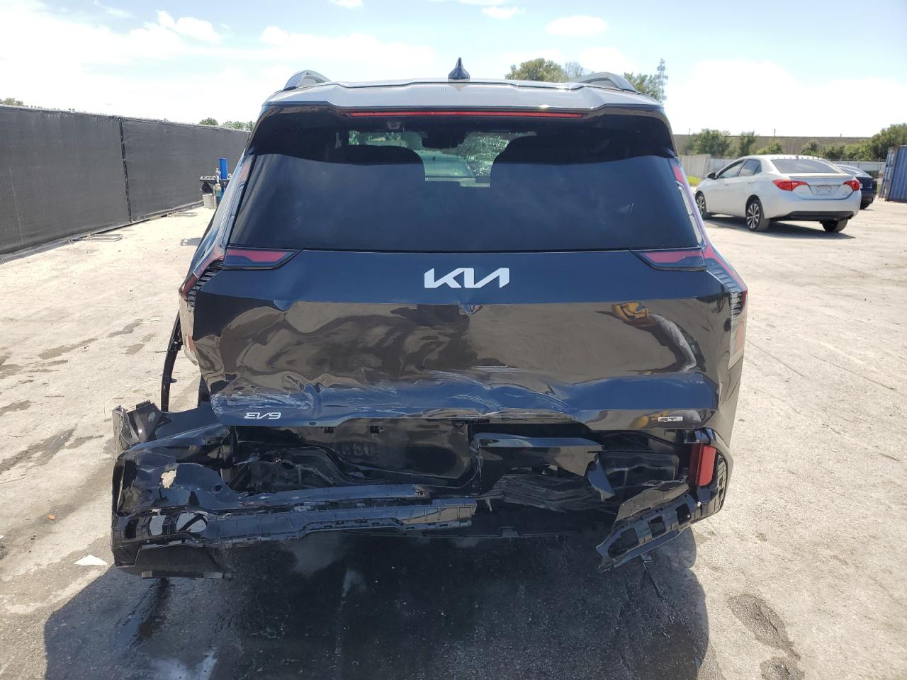 2024 Kia Ev9 Gt Line VIN: KNDAEFS56R6022614 Lot: 68198155