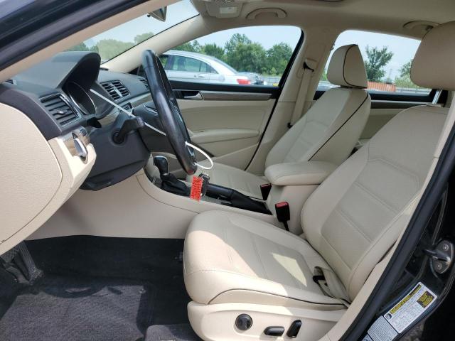  VOLKSWAGEN PASSAT 2017 Черный