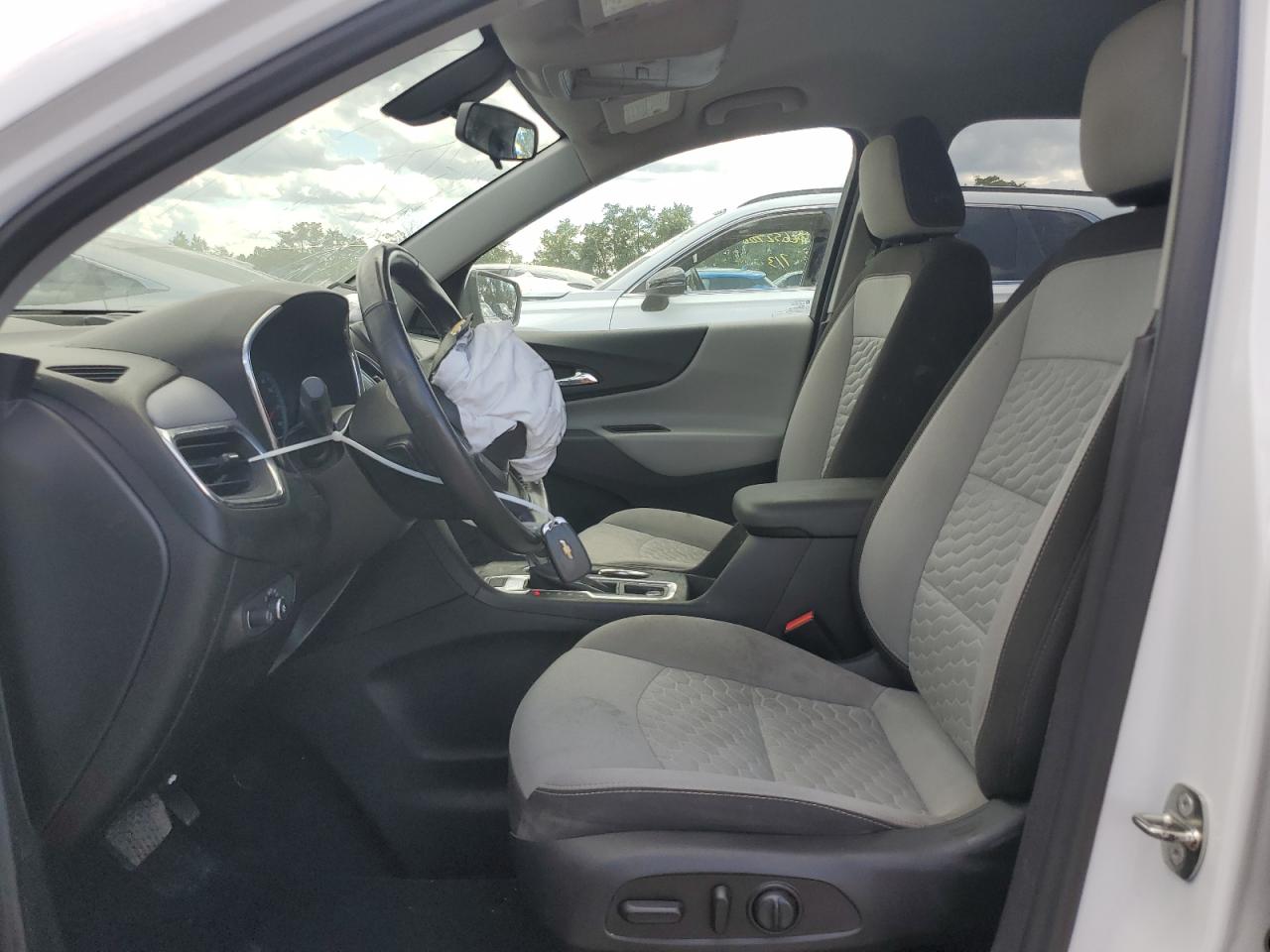 2018 Chevrolet Equinox Lt VIN: 2GNAXSEV6J6334615 Lot: 70364255