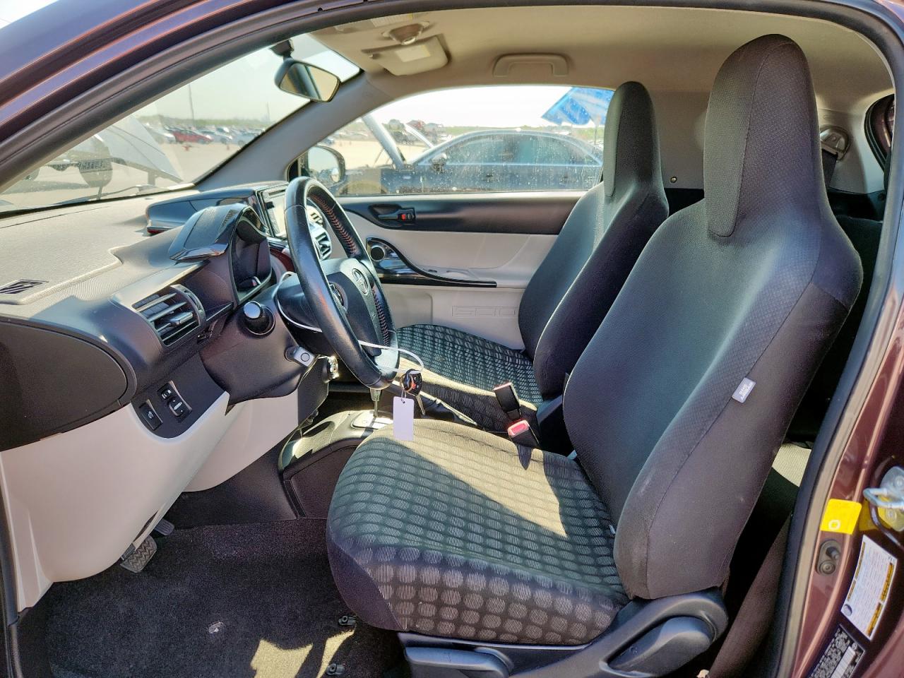 2012 Toyota Scion Iq VIN: JTNJJXB09CJ017560 Lot: 68127495