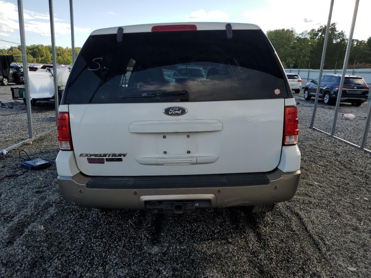 2004 Ford Expedition Eddie Bauer VIN: 1FMPU18L34LB32757 Lot: 68503395