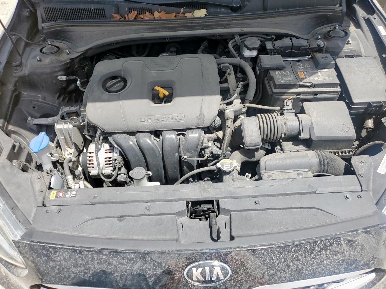 3KPF24ADXME379552 2021 Kia Forte Fe