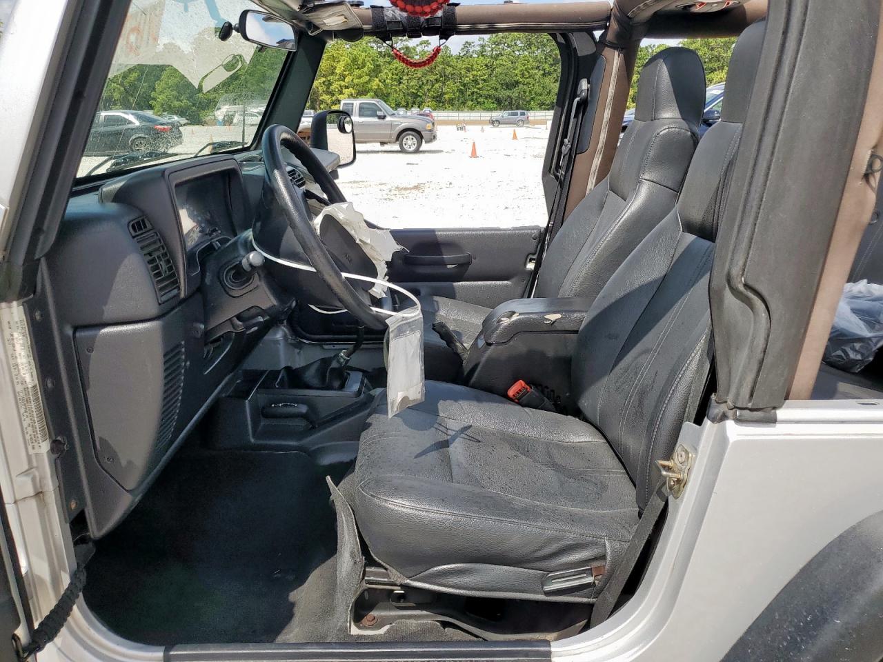 2005 Jeep Wrangler / Tj Se VIN: 1J4FA29125P377663 Lot: 70550425