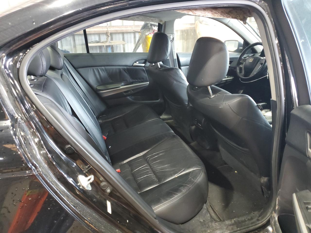 2010 Honda Accord Exl VIN: 1HGCP3F88AA024583 Lot: 70602795