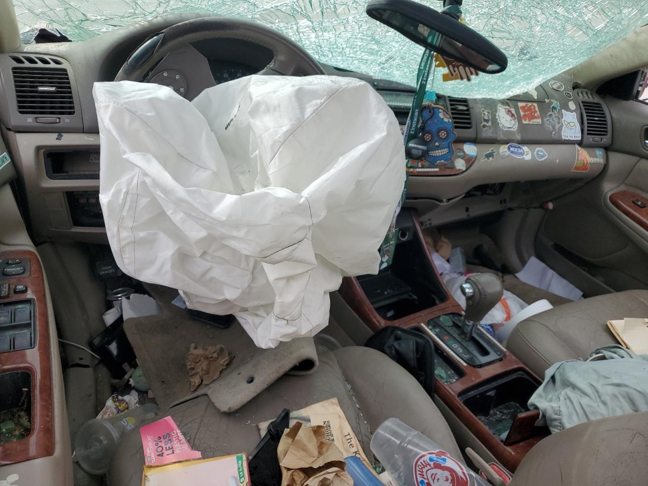 2004 Toyota Camry Le VIN: 4T1BE30K54U375194 Lot: 69474325