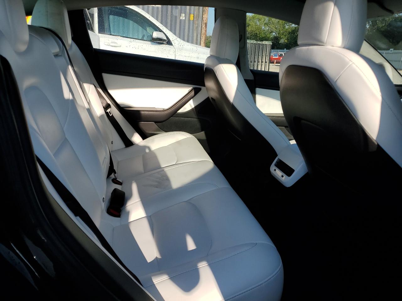 2018 Tesla Model 3 VIN: 5YJ3E1EB1JF099266 Lot: 69037565