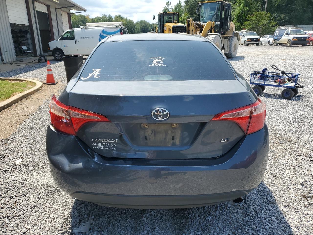 2018 Toyota Corolla L VIN: 5YFBURHE9JP748075 Lot: 67520535