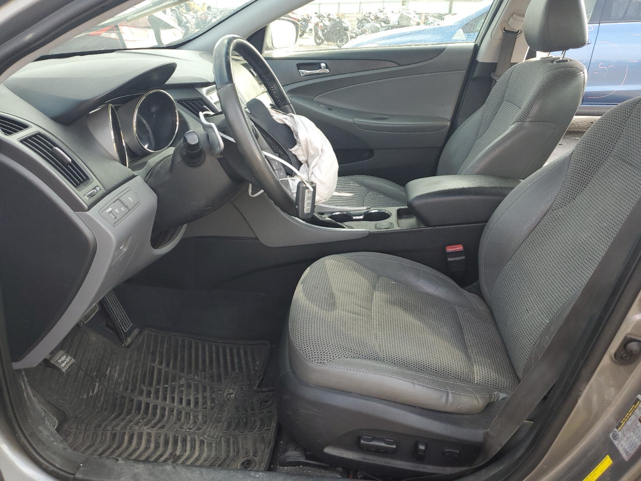 2013 Hyundai Sonata Se VIN: 5NPEC4AC9DH549072 Lot: 70489565