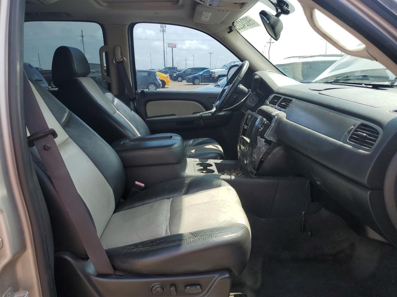 2007 Chevrolet Tahoe K1500 VIN: 1GNFK13007R410123 Lot: 69024225