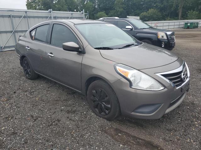  NISSAN VERSA 2016 Szary