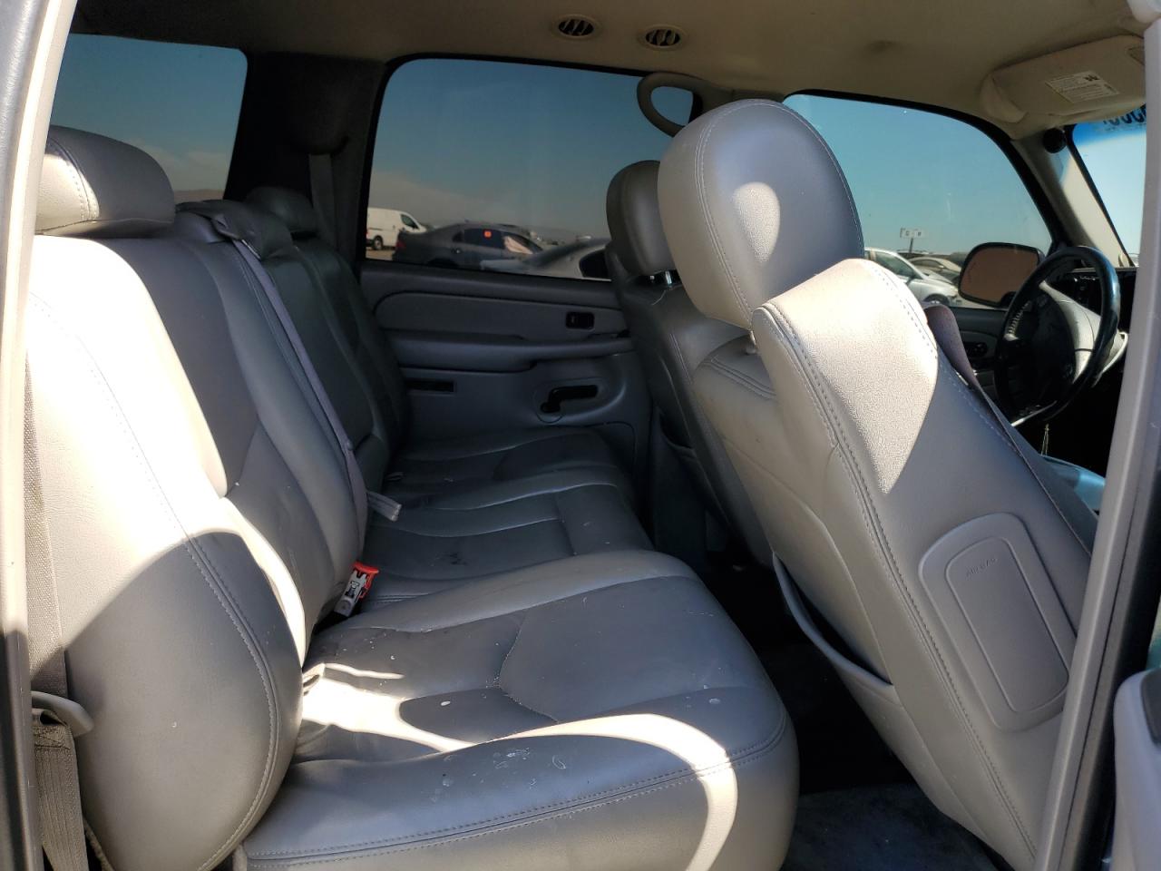 2005 Chevrolet Suburban K1500 VIN: 3GNFK16Z65G126213 Lot: 67986305