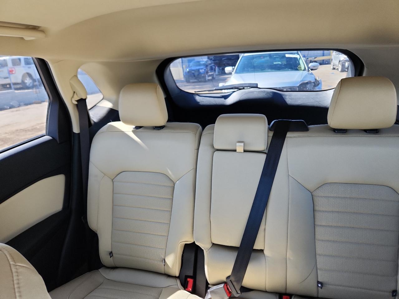 2019 Ford Edge Se VIN: 2FMPK3G91KBB93304 Lot: 70030725