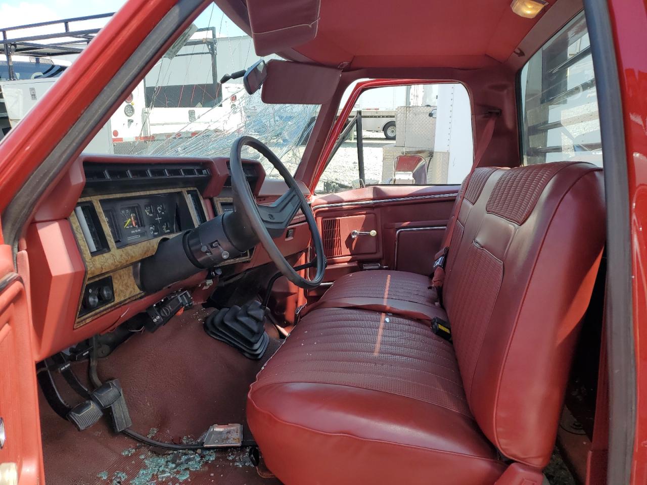1986 Ford F350 VIN: 2FDKF3710GCB79341 Lot: 67533725
