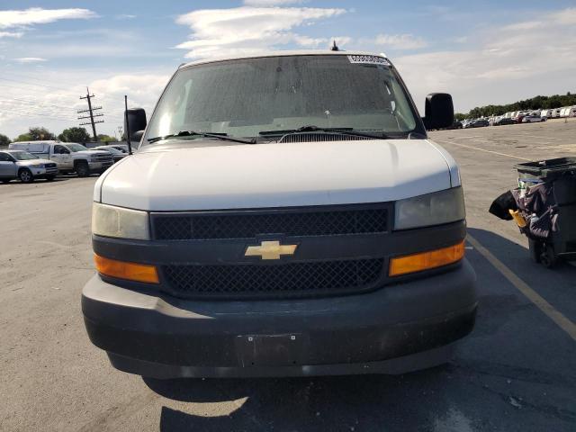  CHEVROLET EXPRESS 2021 Белы