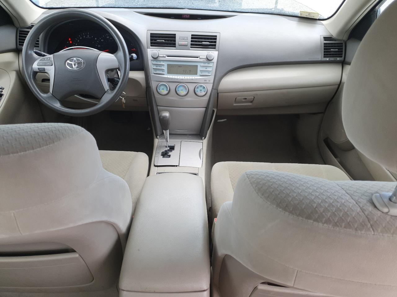 2009 Toyota Camry Base VIN: 4T1BE46K09U855664 Lot: 69326005