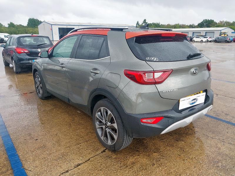 2019 KIA STONIC 4