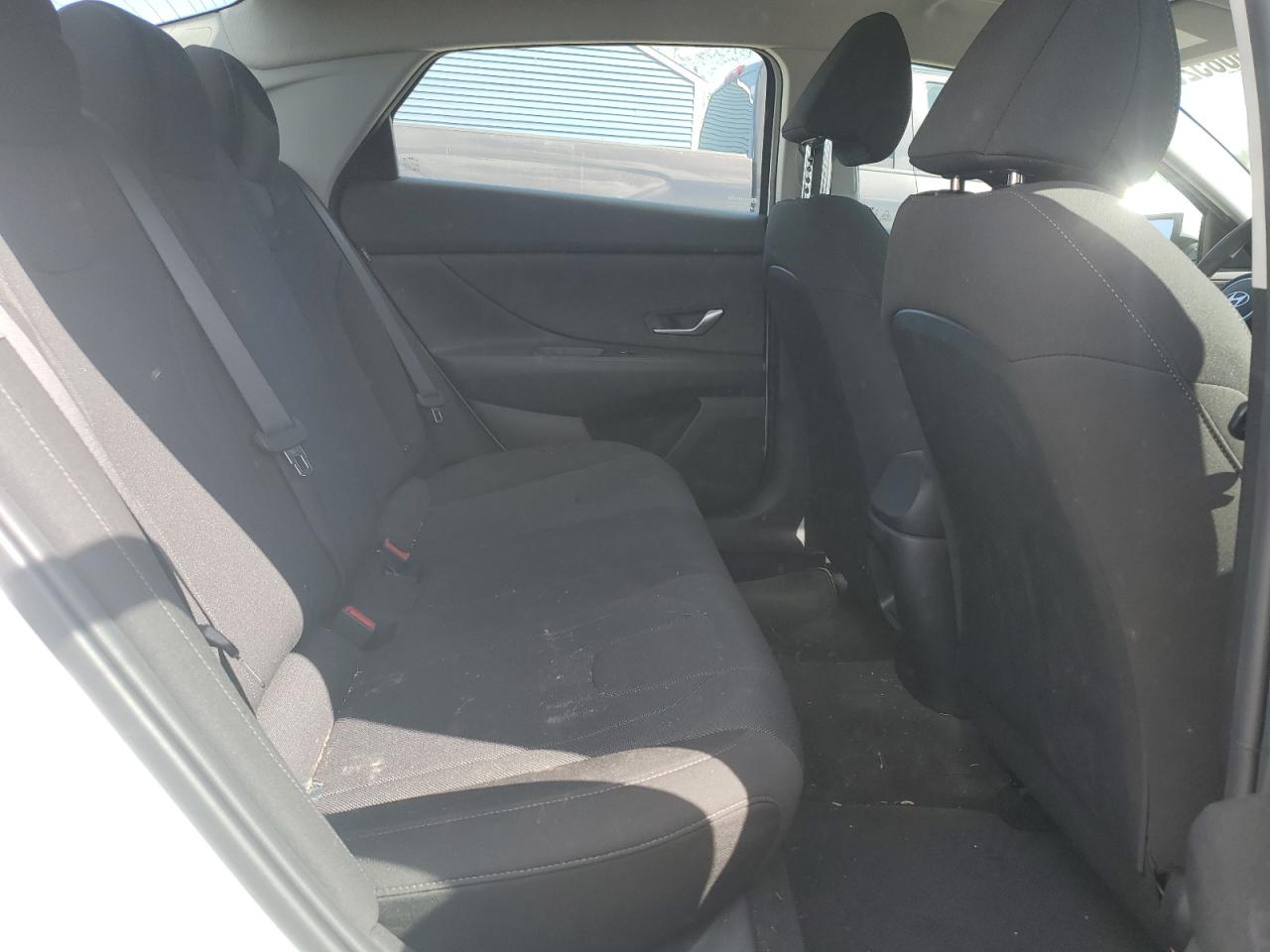 2025 Hyundai Elantra Se VIN: KMHLL4DG2SU898126 Lot: 69808525