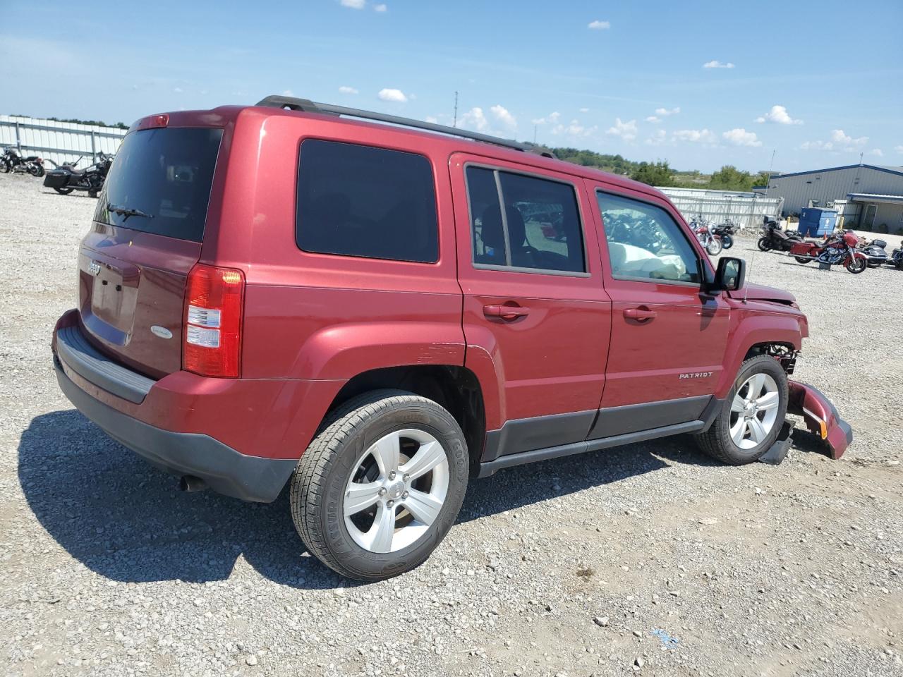 2015 Jeep Patriot Latitude brown null gas 1C4NJPFB2FD240558 photo #4