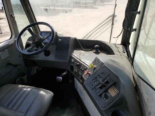 2019 YARD TRUCK