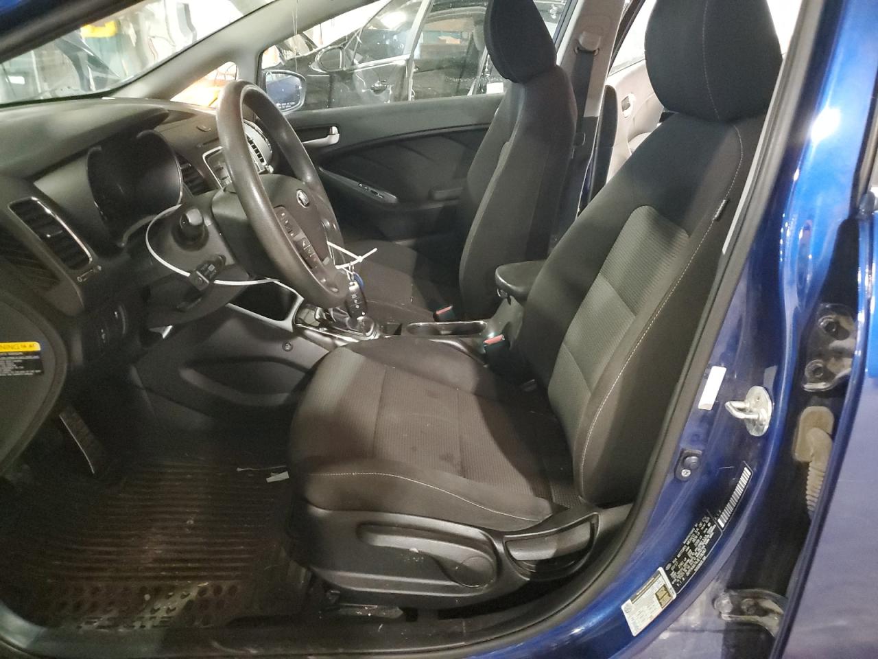 2018 Kia Forte Lx VIN: 3KPFK4A74JE178347 Lot: 69290135