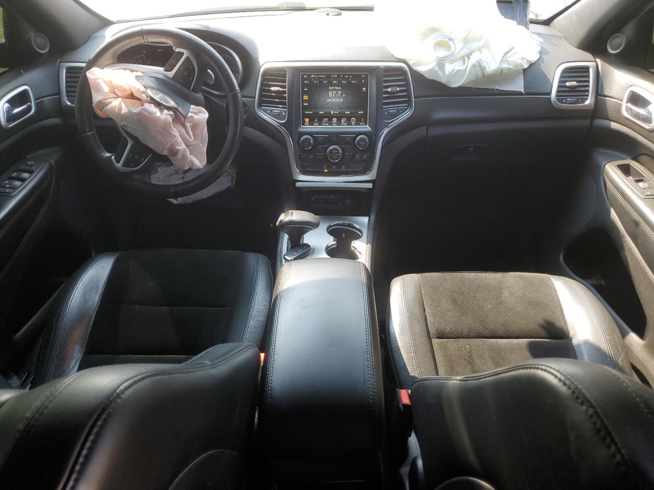 2015 Jeep Grand Cherokee Laredo VIN: 1C4RJFAG4FC122726 Lot: 67010975