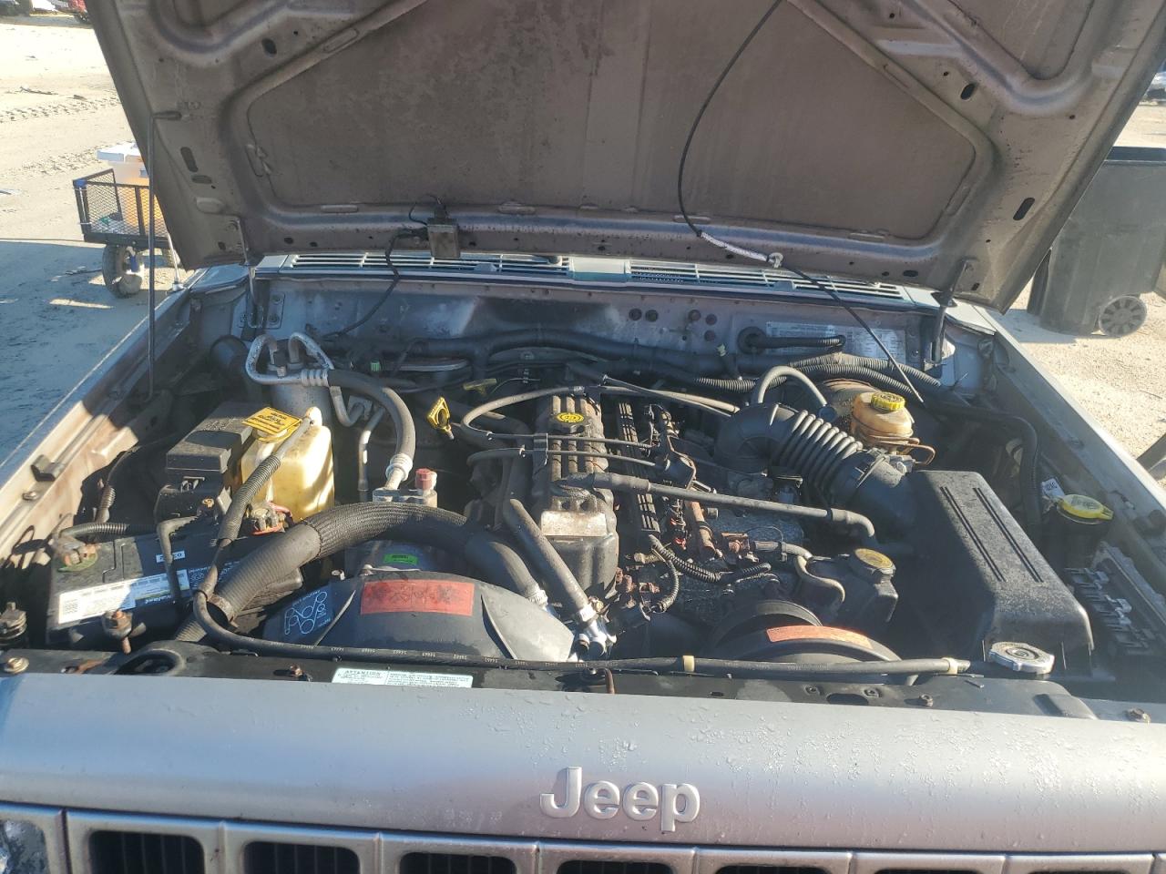 2000 Jeep Cherokee Sport VIN: 1J4FF48S6YL237778 Lot: 68561495