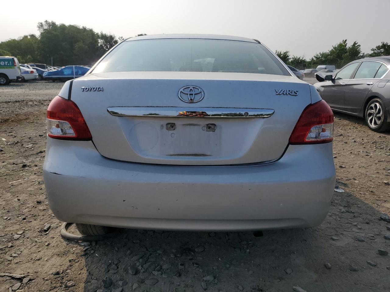 2007 Toyota Yaris VIN: JTDBT923871142449 Lot: 67685095