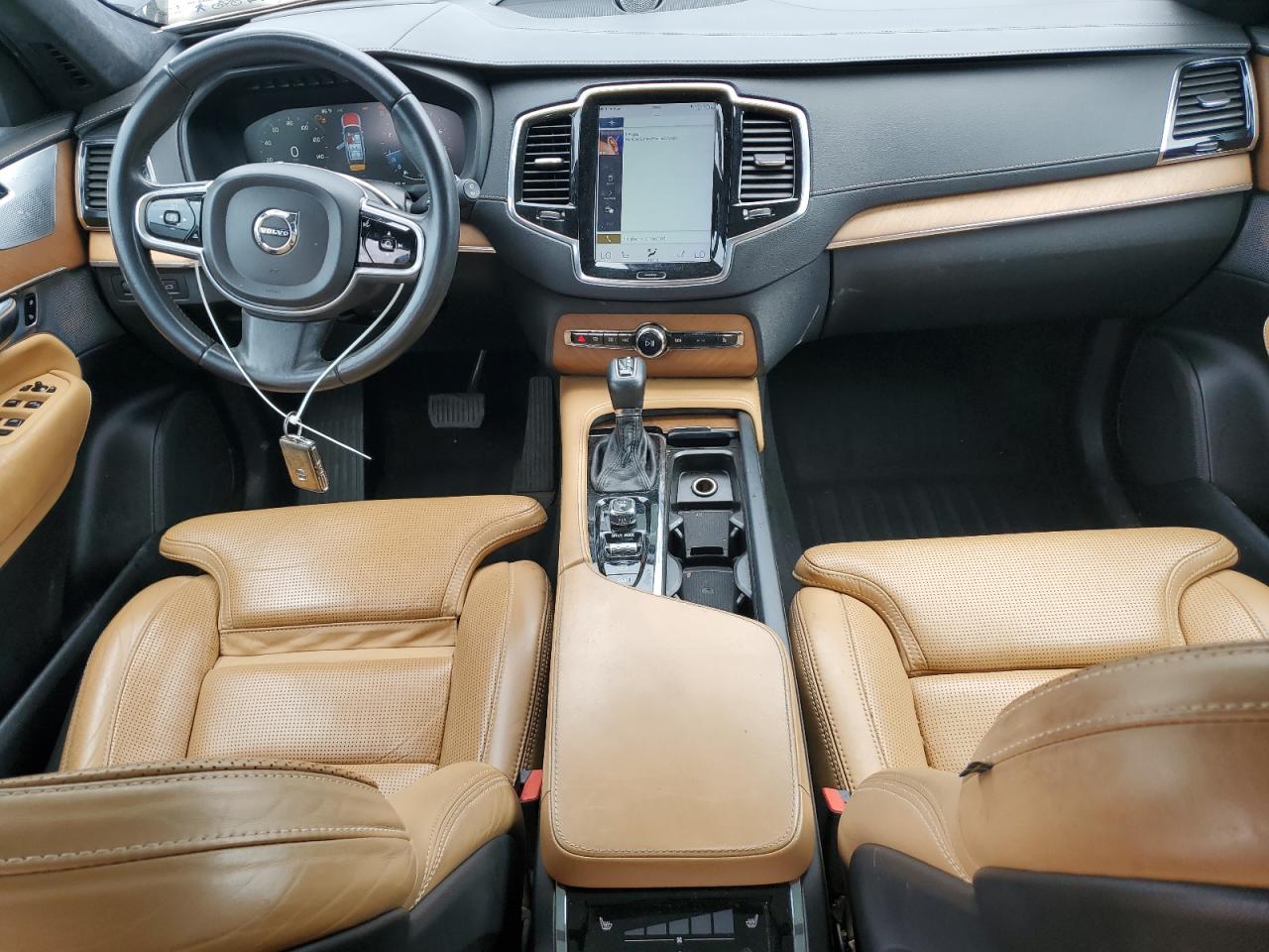 2018 Volvo Xc90 T6 VIN: YV4A22PL0J1360002 Lot: 66925495