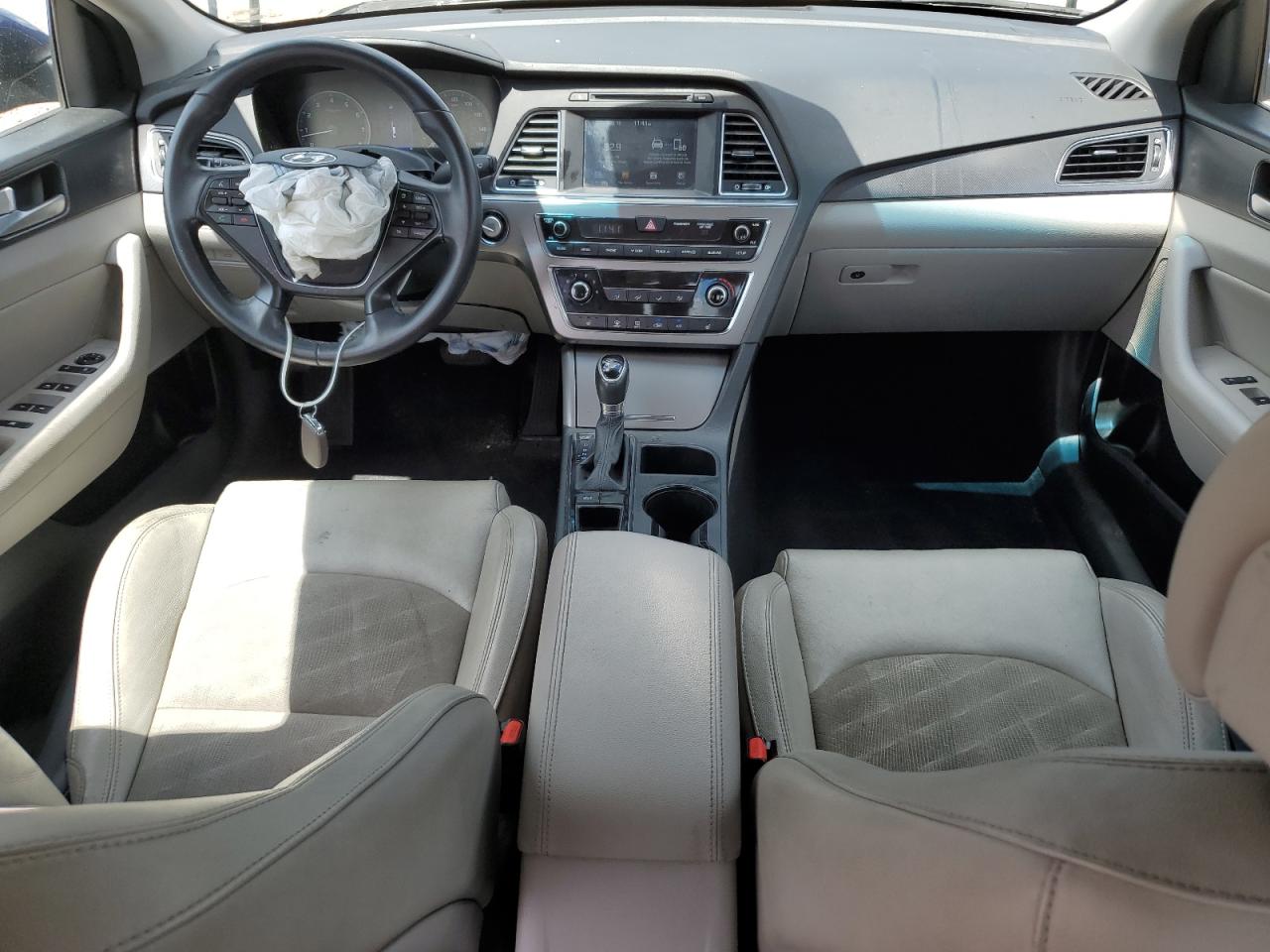 2017 Hyundai Sonata Sport VIN: 5NPE34AF4HH586692 Lot: 69052875