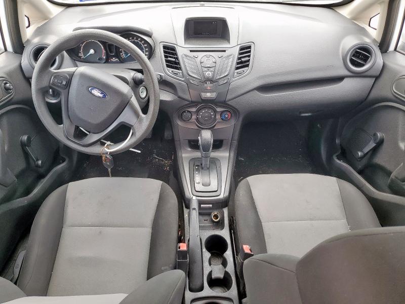  FORD FIESTA 2019 Белы