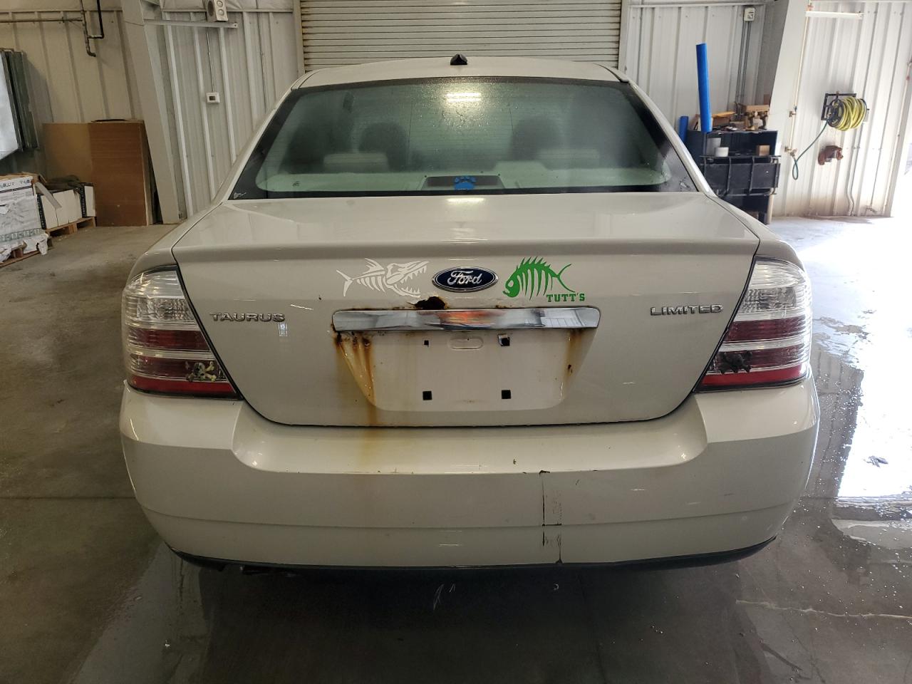 2008 Ford Taurus Limited VIN: 1FAHP25W68G118148 Lot: 70930145