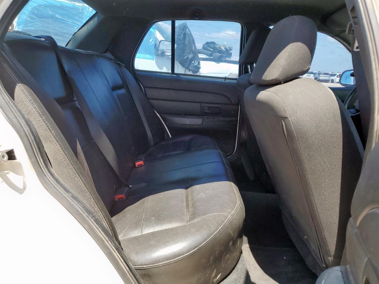 2007 Ford Crown Victoria Police Interceptor VIN: 2FAFP71W37X115212 Lot: 69371995