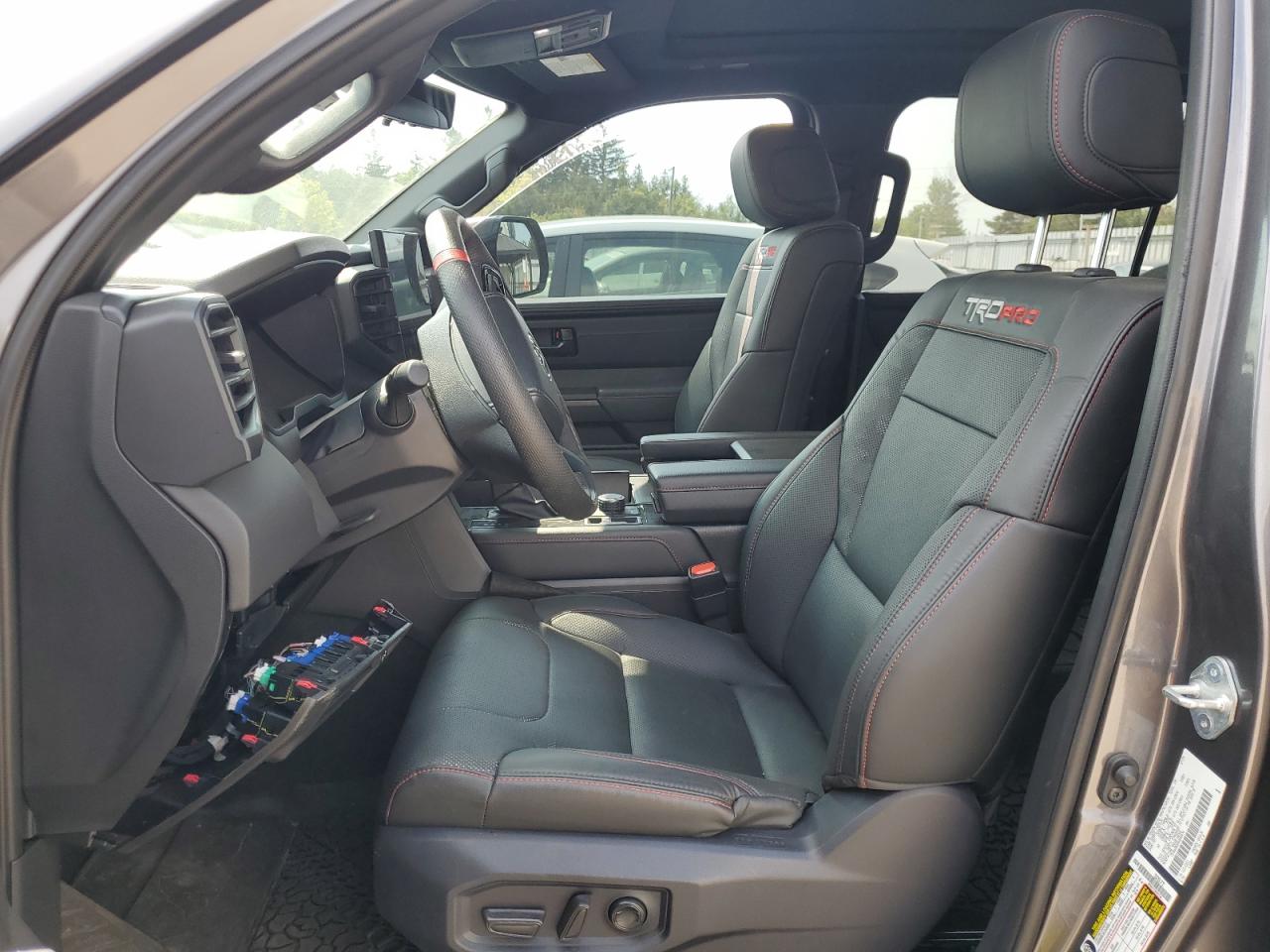 2024 Toyota Sequoia Sr5 VIN: 7SVAAABA6RX044074 Lot: 68927555