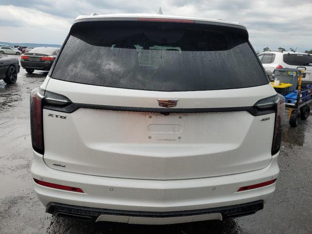  CADILLAC XT6 2021 Белы