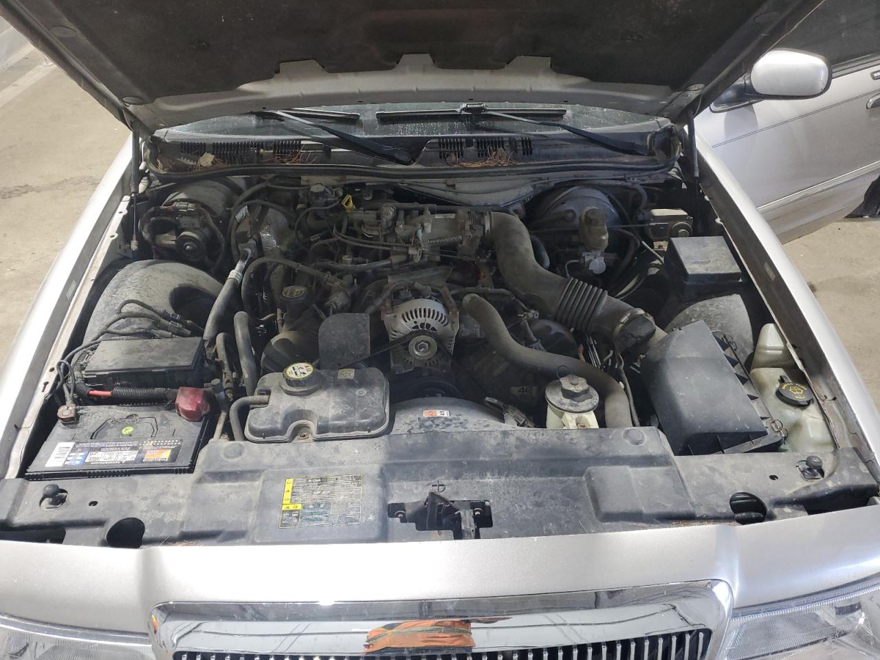 2004 Mercury Grand Marquis Gs VIN: 2MEFM74W14X652704 Lot: 69725195