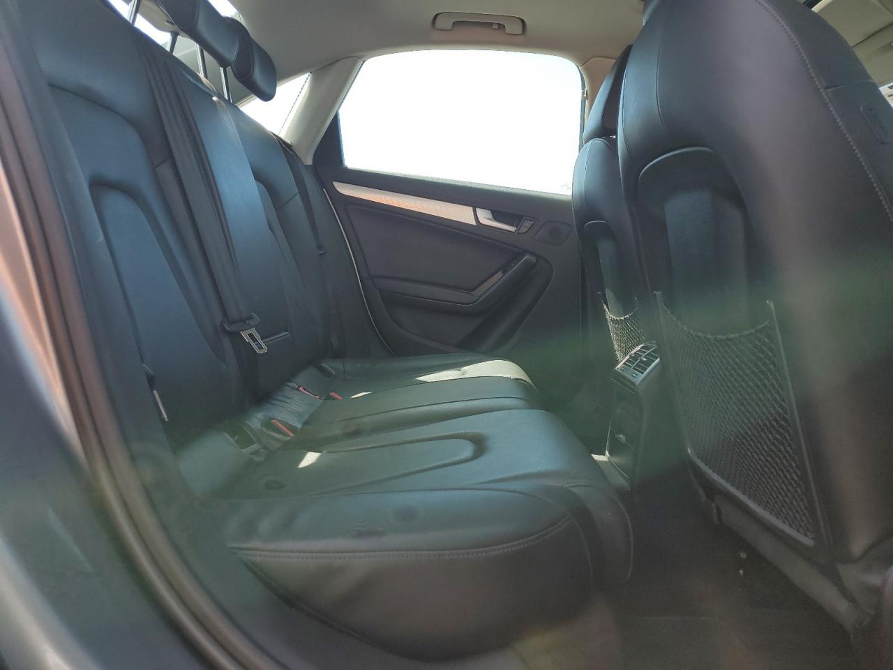 2010 Audi A4 Premium Plus VIN: WAUFFAFL5AN052774 Lot: 70260585