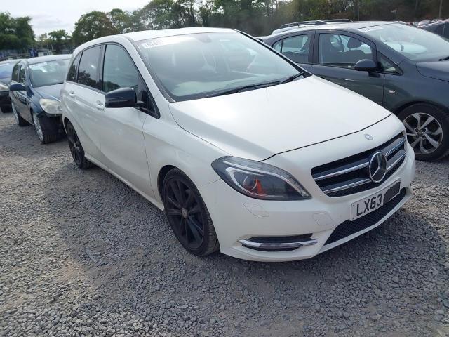 2013 MERCEDES BENZ B180 BLUEE