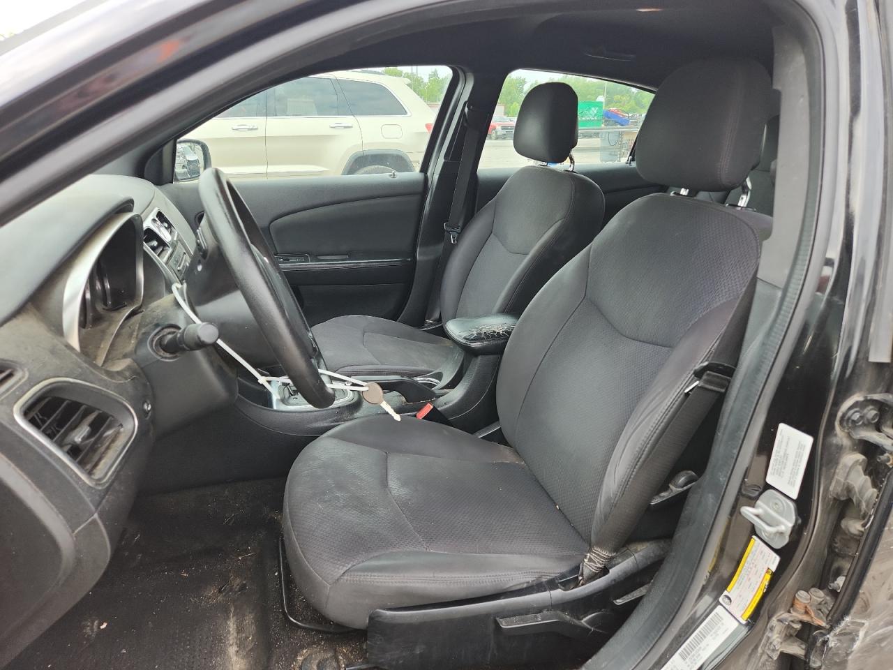 2012 Chrysler 200 Lx VIN: 1C3CCBAB1CN226284 Lot: 69875545