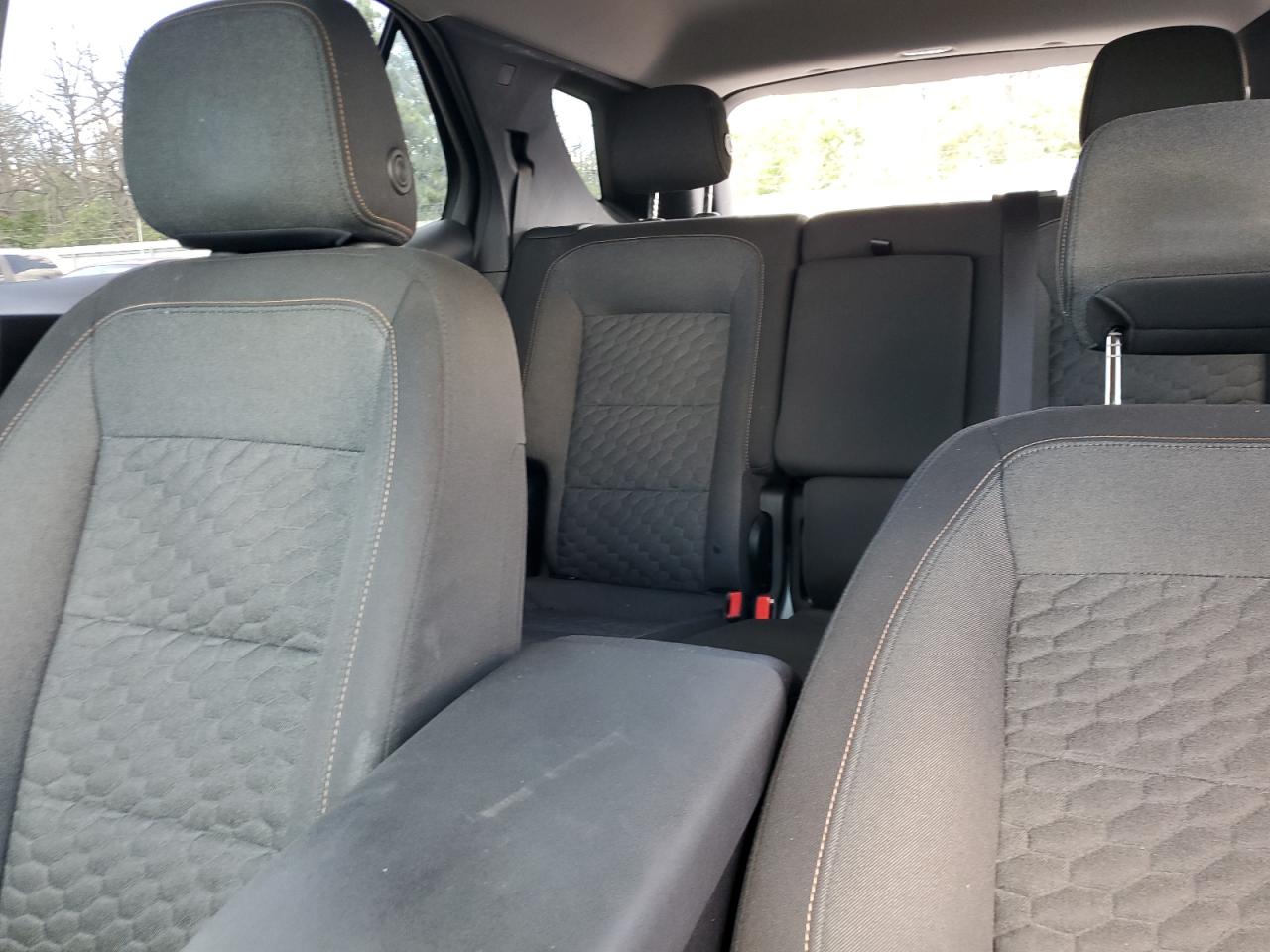 2018 Chevrolet Equinox Lt VIN: 2GNAXJEV2J6108453 Lot: 70250645