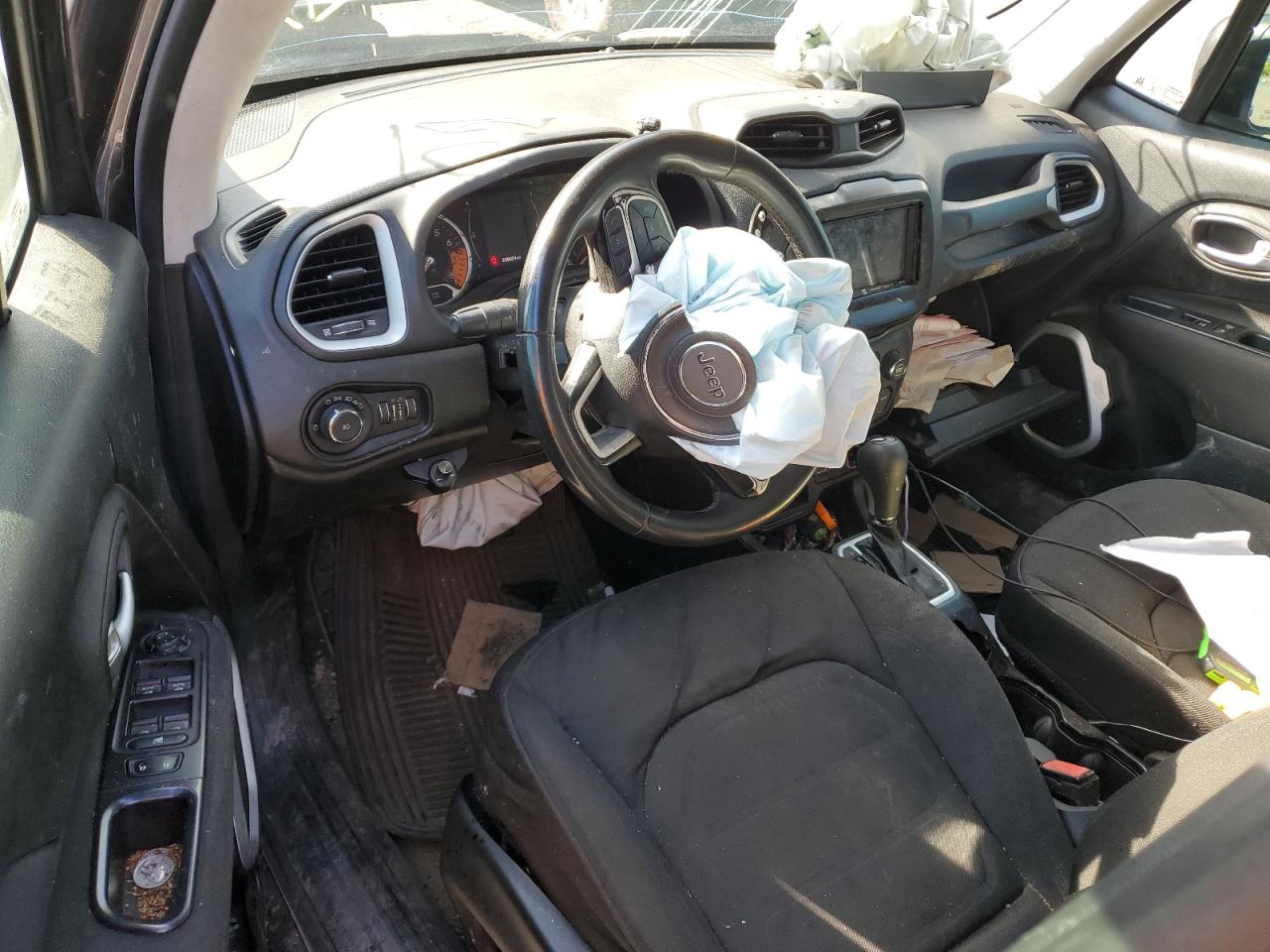 2018 Jeep Renegade Latitude VIN: ZACCJABB5JPJ68093 Lot: 70480605