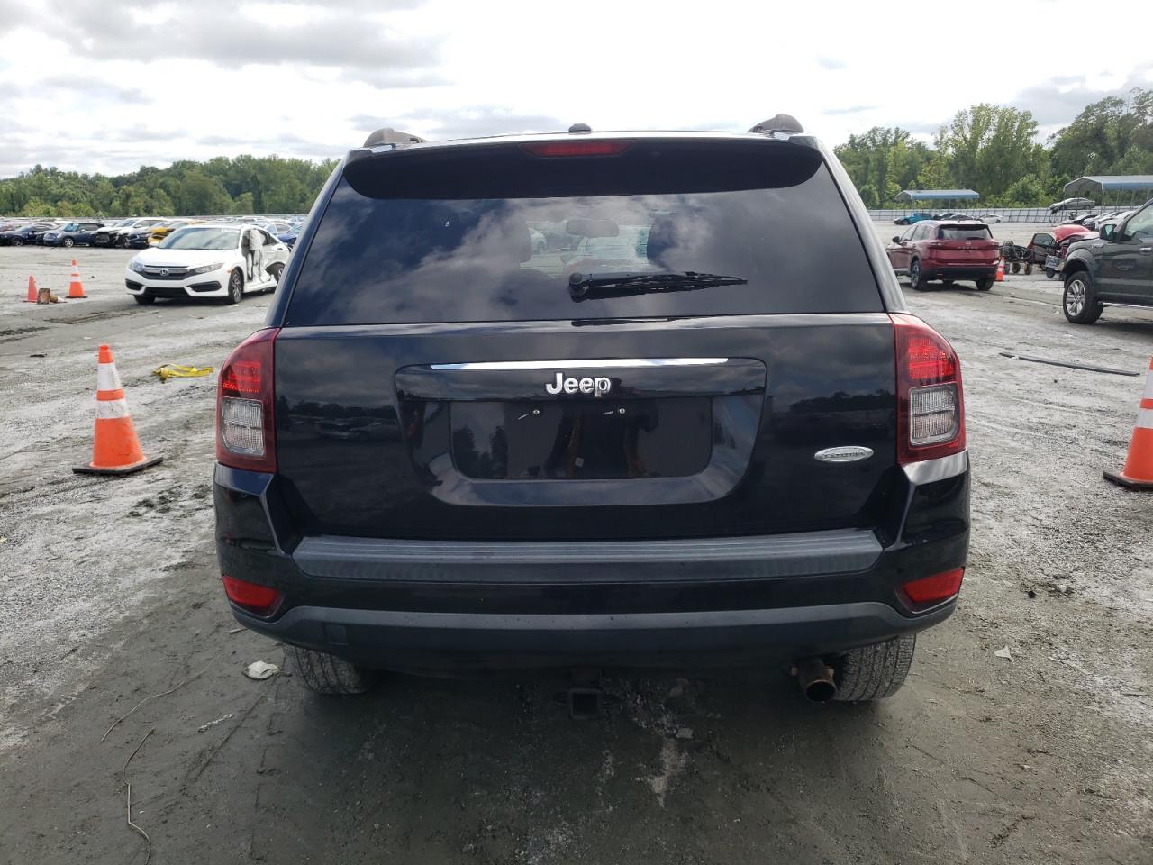 2015 Jeep Compass Latitude VIN: 1C4NJCEA6FD401723 Lot: 67932565