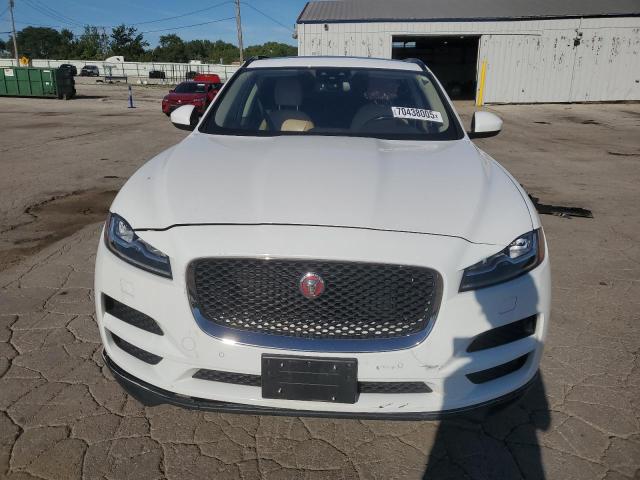 Паркетники JAGUAR F-PACE 2017 Белы