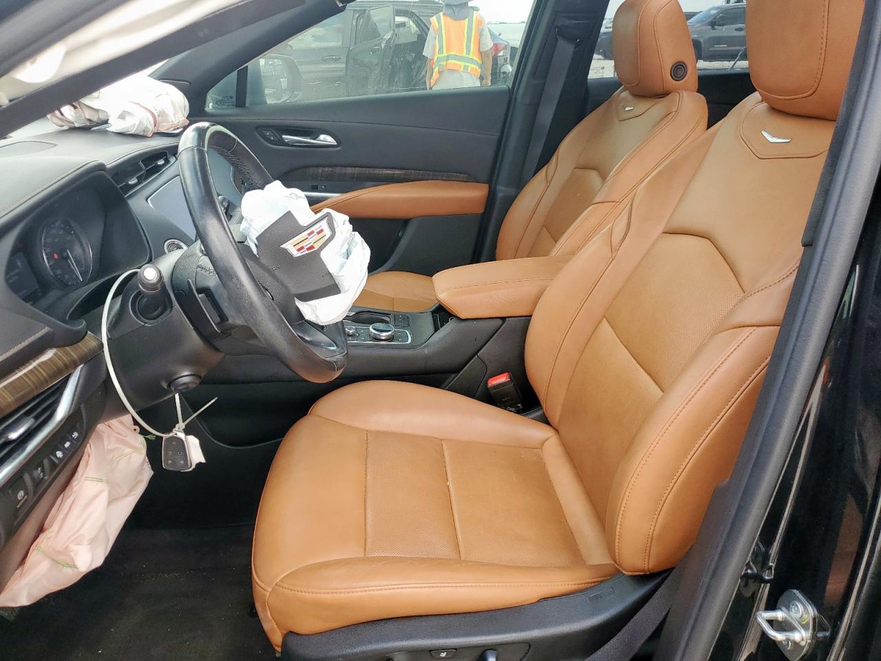 2022 Cadillac Xt4 Premium Luxury VIN: 1GYFZCR40NF107412 Lot: 70003865