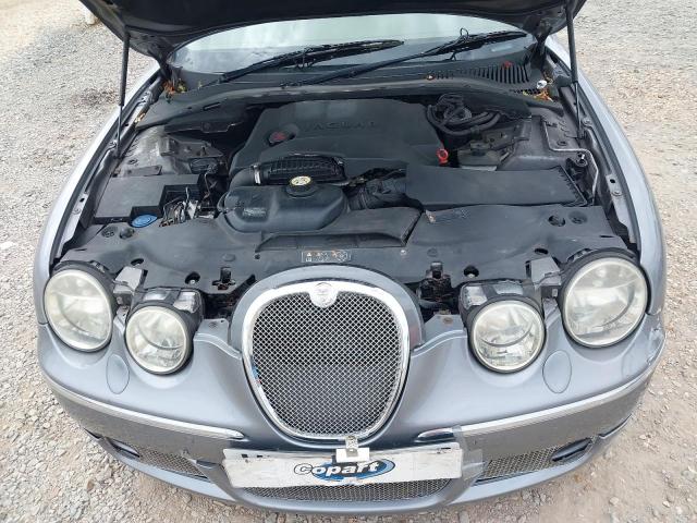 2006 JAGUAR S-TYPE SE